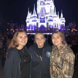 Meet your Posher, Donna